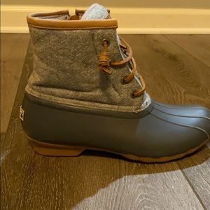 Sperry duck boots gray
